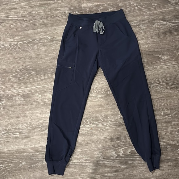FIGS Zamora Joggers XS - Picture 2 of 2